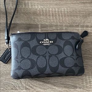 Brand new never used Coach Wallet